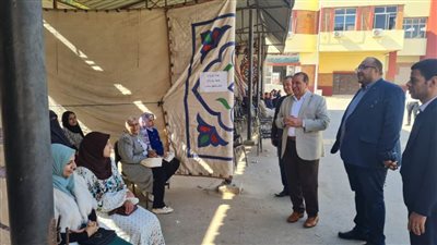 رئيس مياه سوهاج يتفقد لجان المقابلات الشخصية للمتقدمين للوظائف الفنية والحرفية