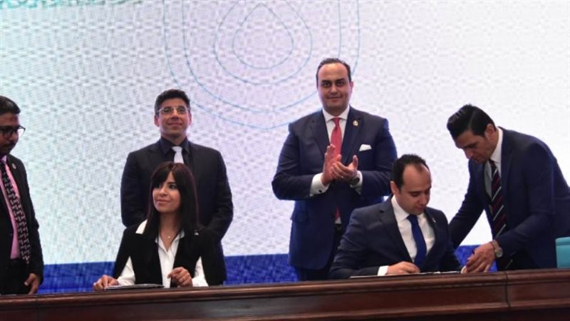 خلال توقيع بروتوكول