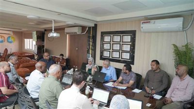 رئيس مياه سوهاج يلتقي استشاري برنامج تحسين خدمات مياه الشرب والصرف الصحي IWSP2 