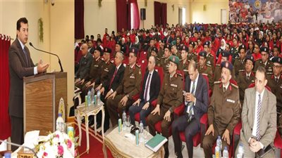 وزير الشباب والرياضة يلتقي أبطال أندية المؤسسات العسكرية الرياضية الدوليين 