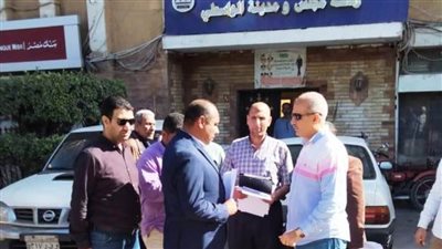 سكرتير بني سويف يتفقد الموقف التنفيذي لمشروعات الخطة الاستثمارية بـ