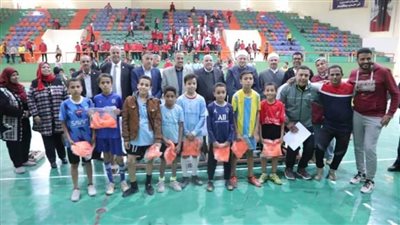 نهائي دوري كأس الألعاب الرياضيه لطلاب المدارس في خماسي كره القدم بالوادي الجديد