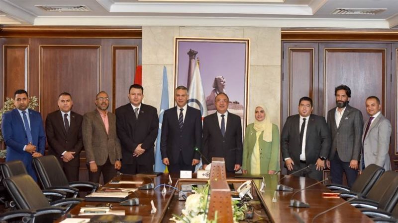 محافظ الإسكندرية