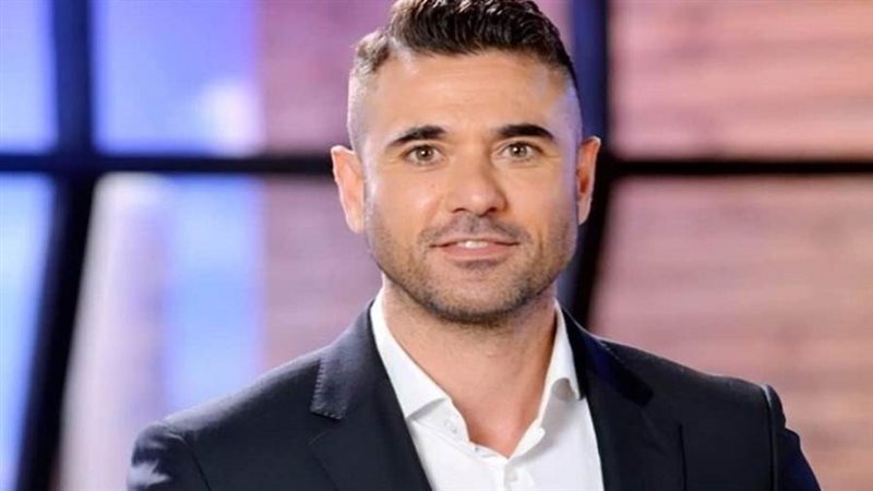 الفنان أحمد عز