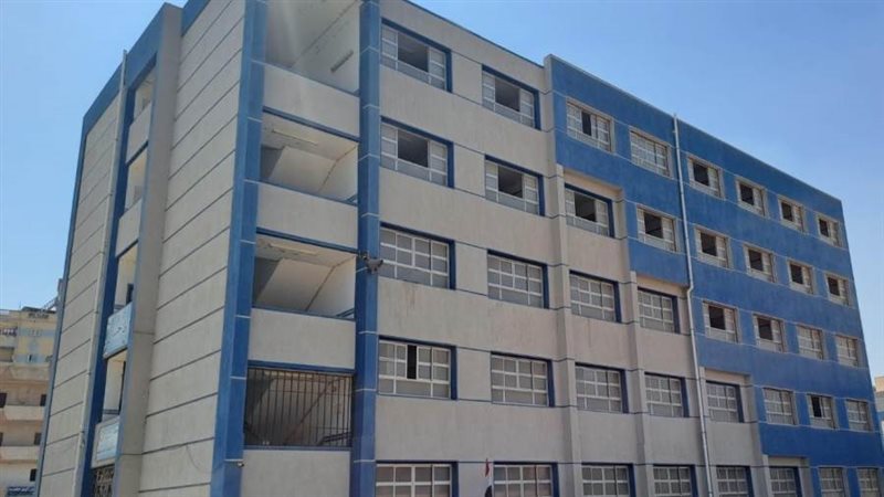 مبنى أول مدرسة رسمية