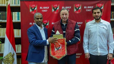 الخطيب يستقبل رئيس الاتحاد الإماراتي لكرة اليد