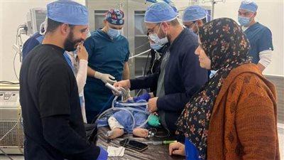 إنقاذ حياة طفل ابتلع فول سوداني في القصبة الهوائية ببنها الجامعي