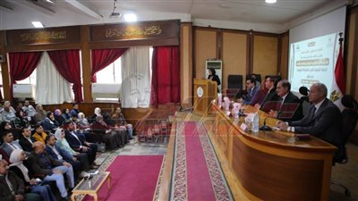 محافظ كفر الشيخ يشهد الجلسة الحوارية لمبادرة 