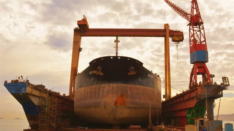 الحوض العائم بالسويس