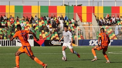 باملاك تيسيما يذبح بيراميدز أمام نواذيبو في الشوط الأول 