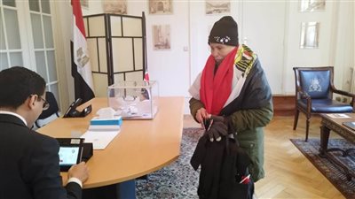 استمرار توافد المصريين على سفارتنا في بروكسيل