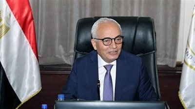 وزير التربية والتعليم يتفقد مدرسة فاطمة الزهراء الإعدادية بنات بمحافظة الإسماعيلية