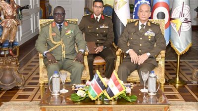 وزير الدفاع بجنوب السودان يعرب عن تقديره لجهود مصر الداعمة لقضايا القارة لإرساء الأمن