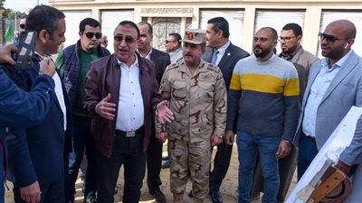 محافظ الإسكندرية يتفقد أعمال مشروع إنشاء السوق الدائمة بقرية بهيج بـ