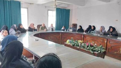 لدعم وتمكين المرأة.. وحدة تكافؤ الفرص تعقد ندوات توعوية وتثقيفية بمراكز المنيا