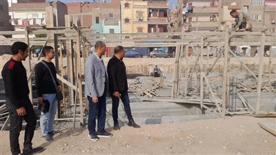 انتظام سير الأعمال بمشروع تطوير سوق الدهشوري ببنى سويف