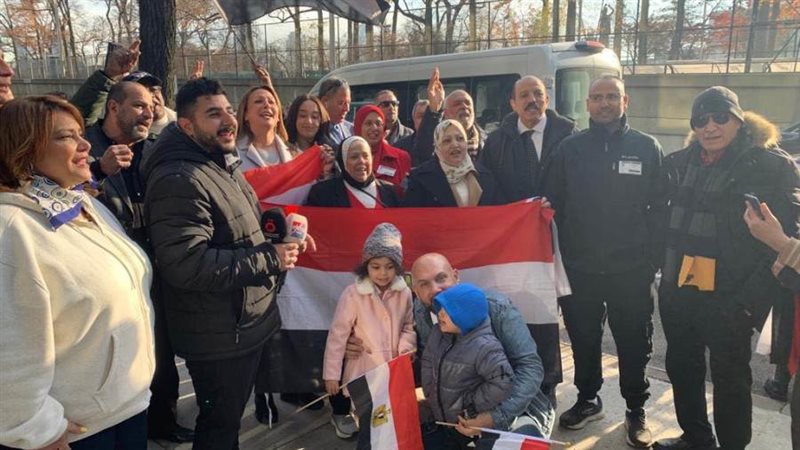 بدء التصويت في اليوم