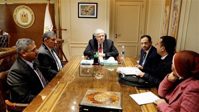 وزير التعليم العالي يلتقي الدكتور قليني المصنف ضمن قائمة أعلى 2% من العلماء الأكثر تأثيرًا في العالم 