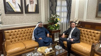  البرلمان العربي يلتقي مندوب الكويت الدائم لدى جامعة الدول العربية