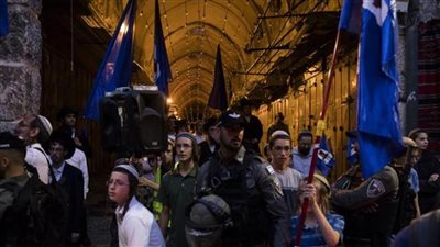 عاجل| مسيرة استفزازية للمستوطنين الصهاينة في القدس القديمة المحتلة