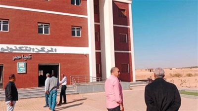 محافظ أسوان يوجه بمتابعة مشروعات 