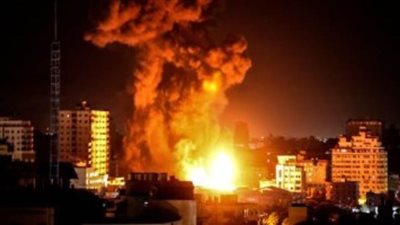 الاحتلال الإسرائيلي يستهدف المنازل والمدارس.. والمقاومة ترد بإطلاق الصواريخ على تل أبيب