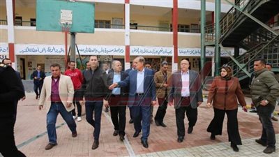 محافظ كفر الشيخ يتفقد تجهيزات لجان الانتخابات الرئاسية 2024