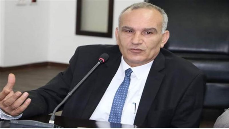 الدكتور اسحاق سدر