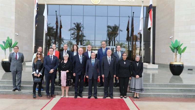 وزيـر العدل يستقبل