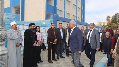 محافظ السويس يدعو أبناء المحافظة وفي مقدمتهم الشباب والمرأة للمشاركة بفاعلية في الانتخابات الرئاسية