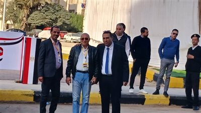 محمد مجدي صالح أمين حماة الوطن بالشيخ زايد يتابع سير العملية الانتخابية.. صور