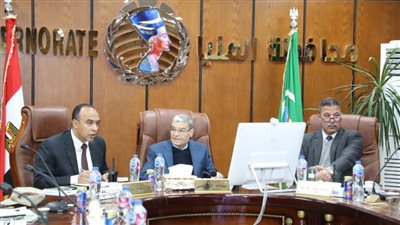 محافظ المنيا يعلن انتظام سير العملية الانتخابية في أول أيام الانتخابات الرئاسية 2024