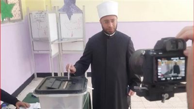 أسامة الأزهري يدلي بصوته في الانتخابات الرئاسية ويدعو المواطنين للمشاركة وممارسة حقوقهم السياسية