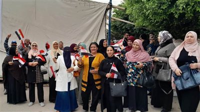 عظيمات مصر يرسمن المستقبل.. سيدات مطروح يشاركن بكثافة في الانتخابات الرئاسية