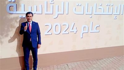 أحمد سمير رئيس اتحاد الميني فوتبول يشارك في اليوم الأول من الانتخابات الرئاسية