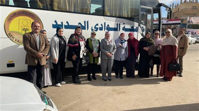 لجنة الوافدين بمركز الشباب تستقبل أساتذة وطلاب جامعة الوادي الجديد في مسيرات حاشدة