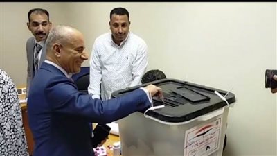 الإعلامي أحمد موسى يدلي بصوته في الانتخابات الرئاسية 