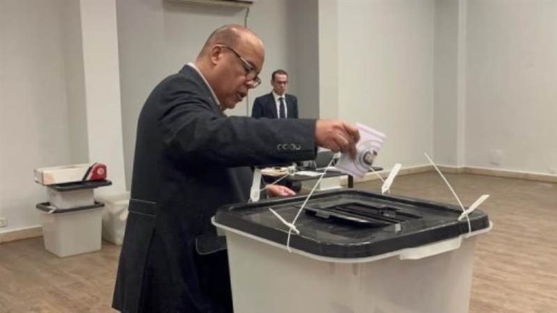 أيمن العشري رئيس