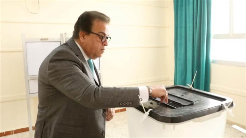 وزير الصحة خلال الإدلاء