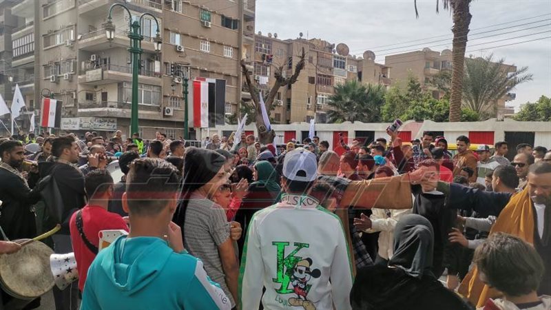 إقبال كبير من المواطنين