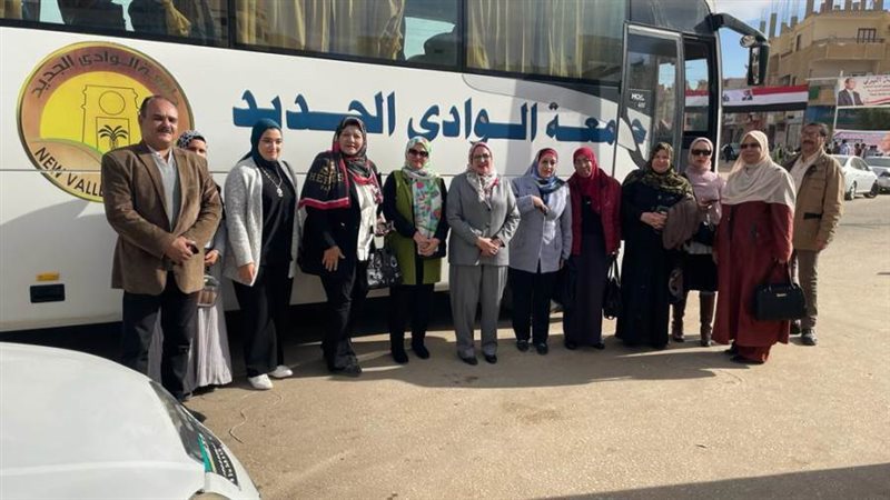 وفد الجامعه والوقاف