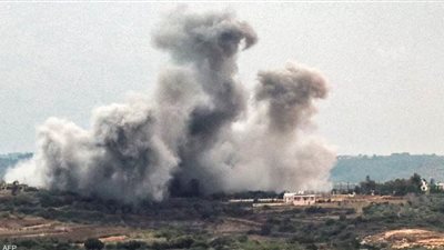 قصف اسرائيلي عنيف لبلدات في الجنوب اللبناني واستهداف منازل في عيترون