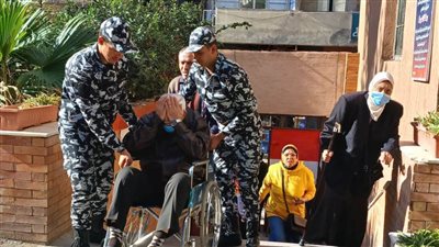 كبار السن حرصوا علي المشاركة في الانتخابات الرئاسية بالإسكندرية 