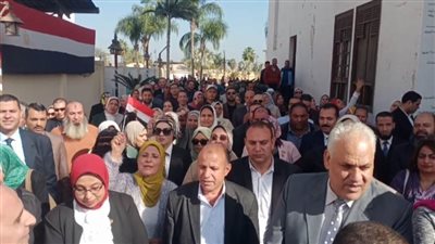 مسيرة حاشدة لخريجي الأكاديمية الوطنية للتدريب لدعم المشاركة فى الانتخابات الرئاسية 