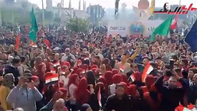 مسيرة حاشدة لأساتذة وطلاب جامعة المنيا للمشاركة الكثيفة في اليوم الثاني للانتخابات الرئاسية (فيديو)