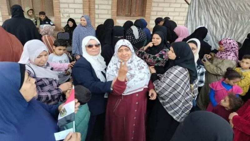 راهبة تدلى بصوتها