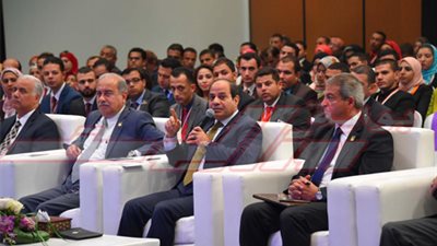 عقد 7 جلسات عامة فى اليوم الثاني للمؤتمر الوطنى للشباب