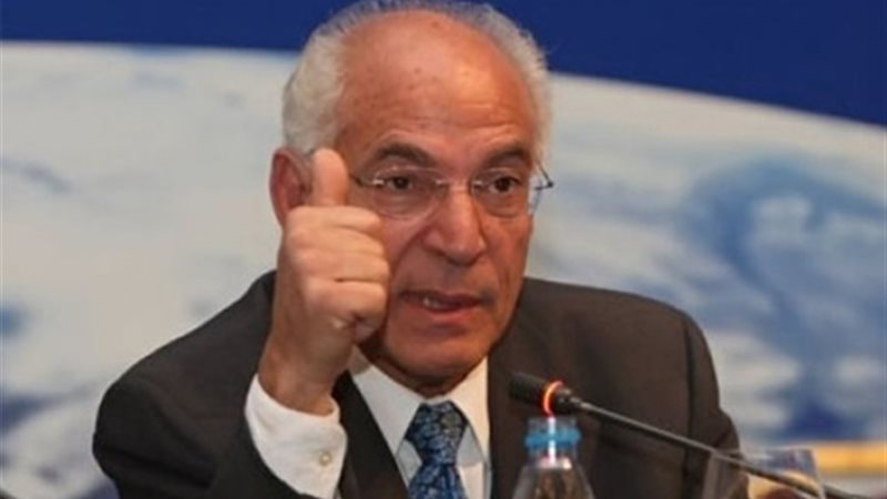 الباز: الدول لا تتقدم