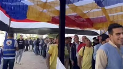 عاجل.. مشاركة كثيفة للناخبين في شرم الشيخ وطوابير الشباب تمتد منذ الساعة الأولى 