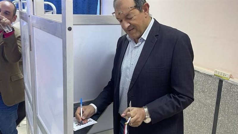 وفد اللجنة النقابية